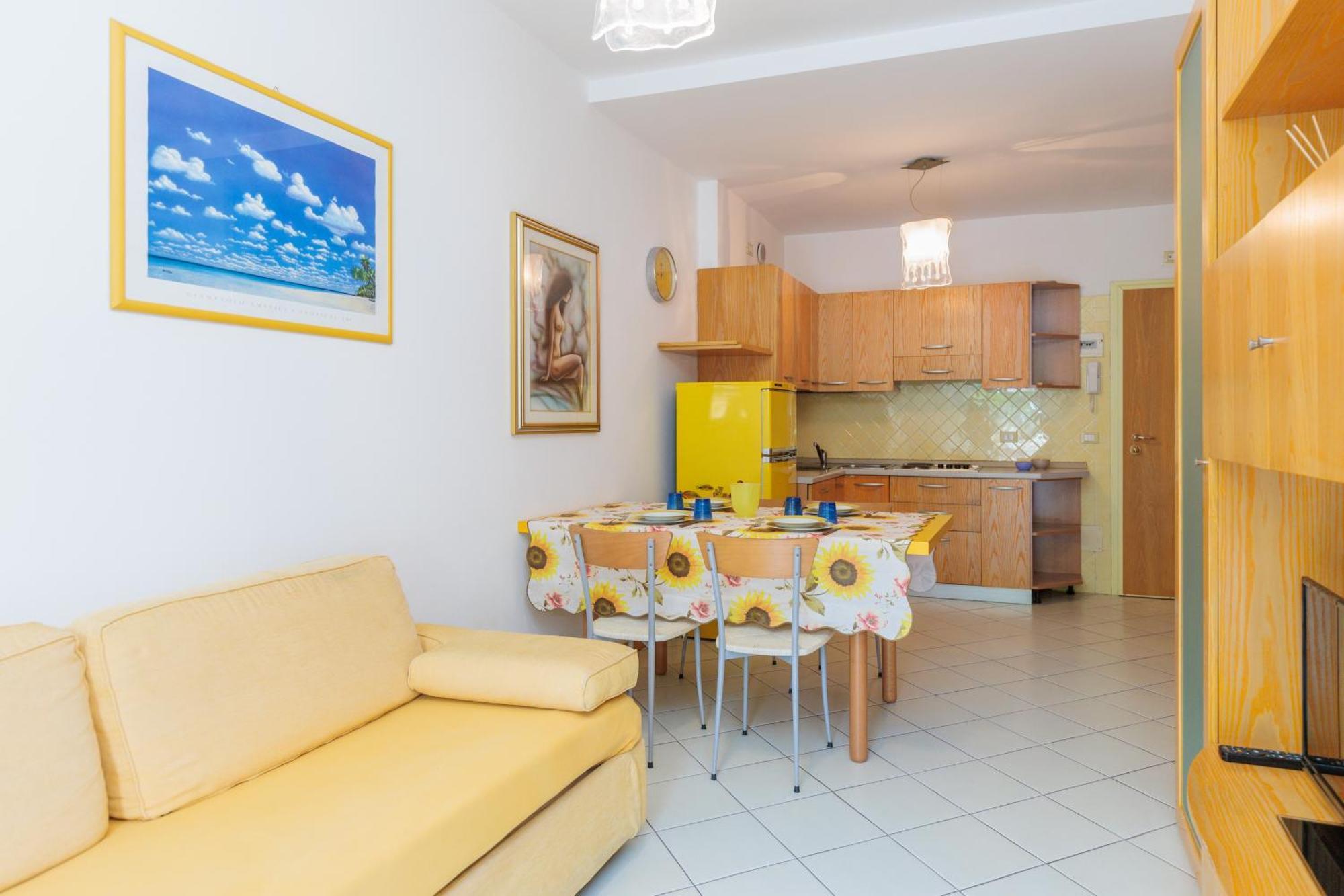 Jesolo Beach! Fronte Mare - Piscina Park E Posto Spiaggia Inclusi Exterior photo